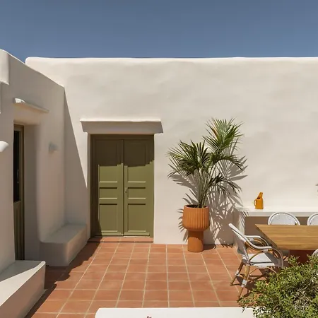 Thymonia House